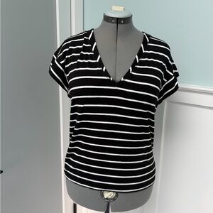 White House Black Market Black and White Striped Tee M